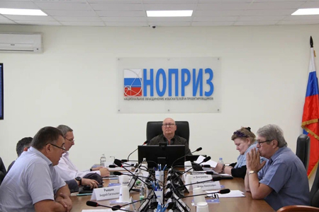 Состоялось заседание комитета по архитектуре и градостроительству Состоялось заседание комитета по архитектуре и градостроительству
